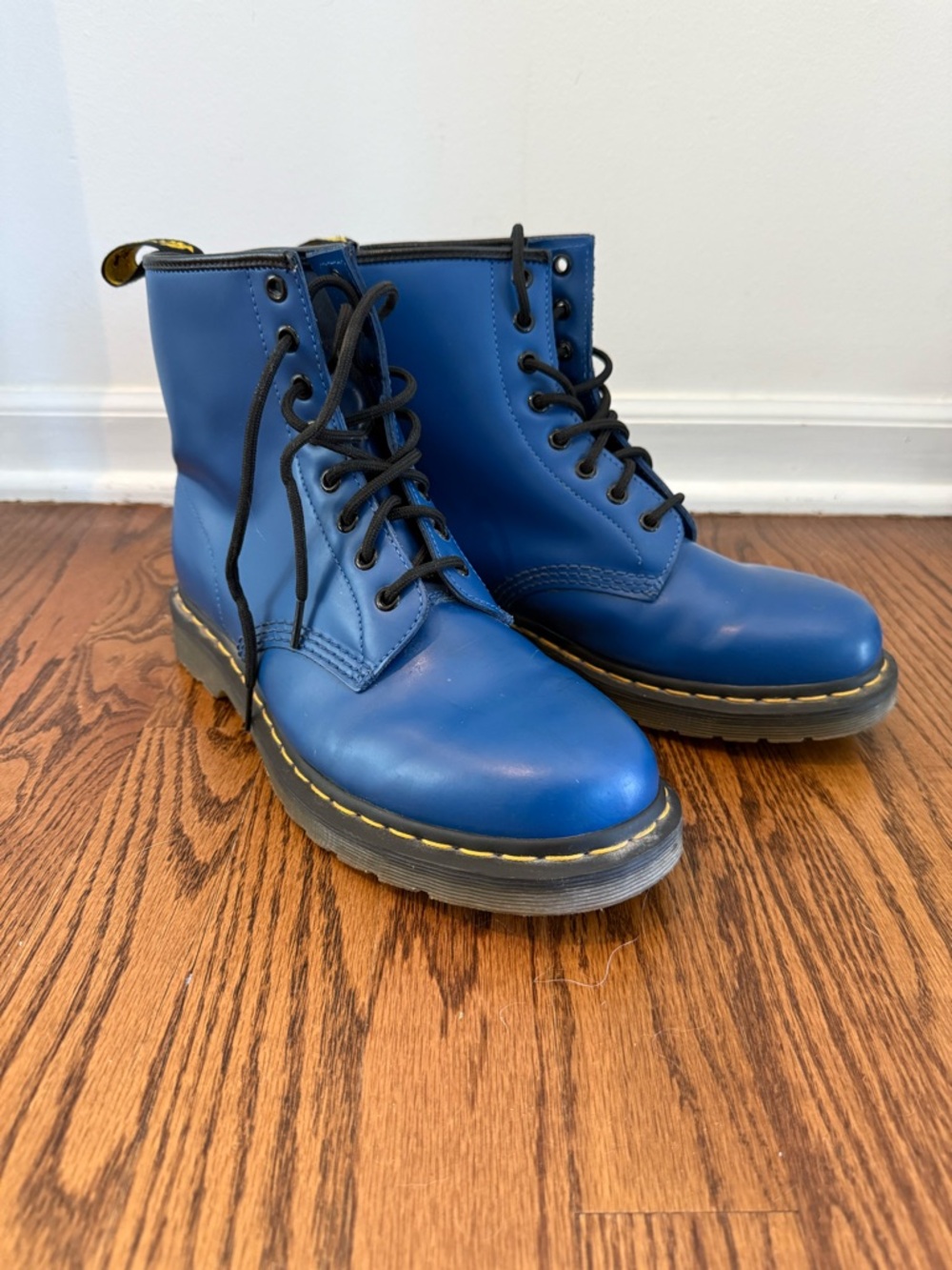 Gently Used 1460 Smooth Leather Lace Up Dr. Martens Airware Boots Blue 9/10